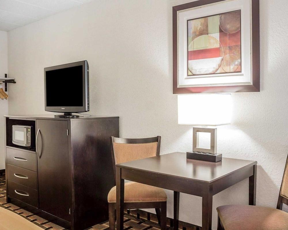 Baymont By Wyndham Scranton Dunmore Ngoại thất bức ảnh