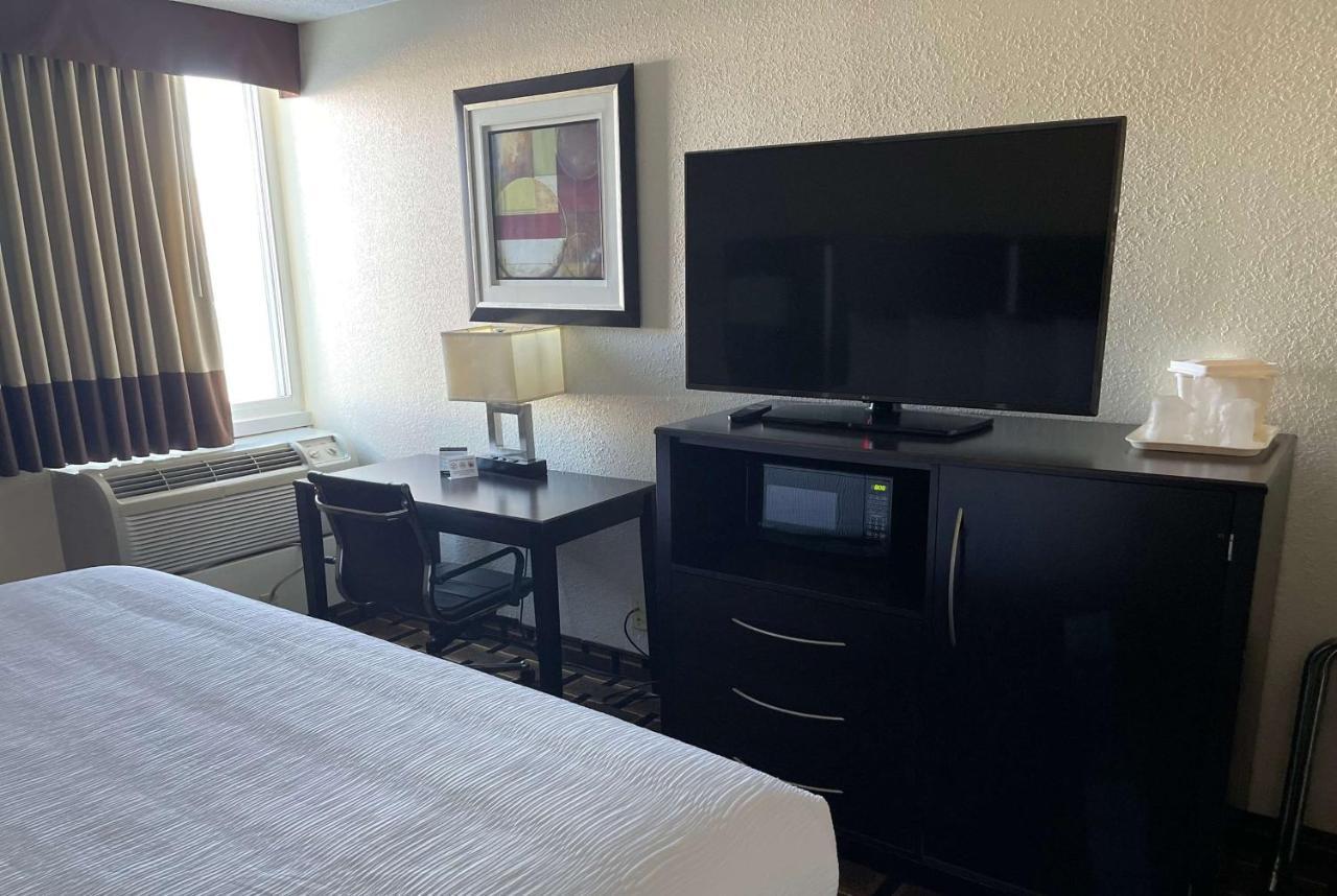 Baymont By Wyndham Scranton Dunmore Ngoại thất bức ảnh