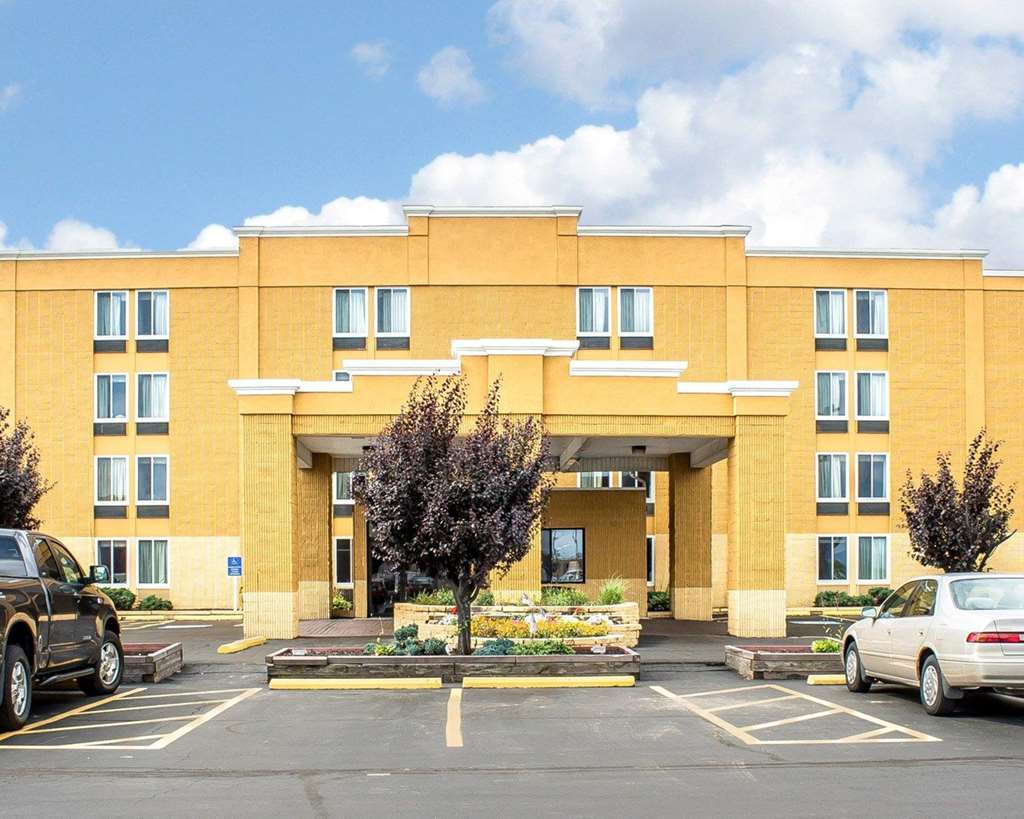 Baymont By Wyndham Scranton Dunmore Ngoại thất bức ảnh